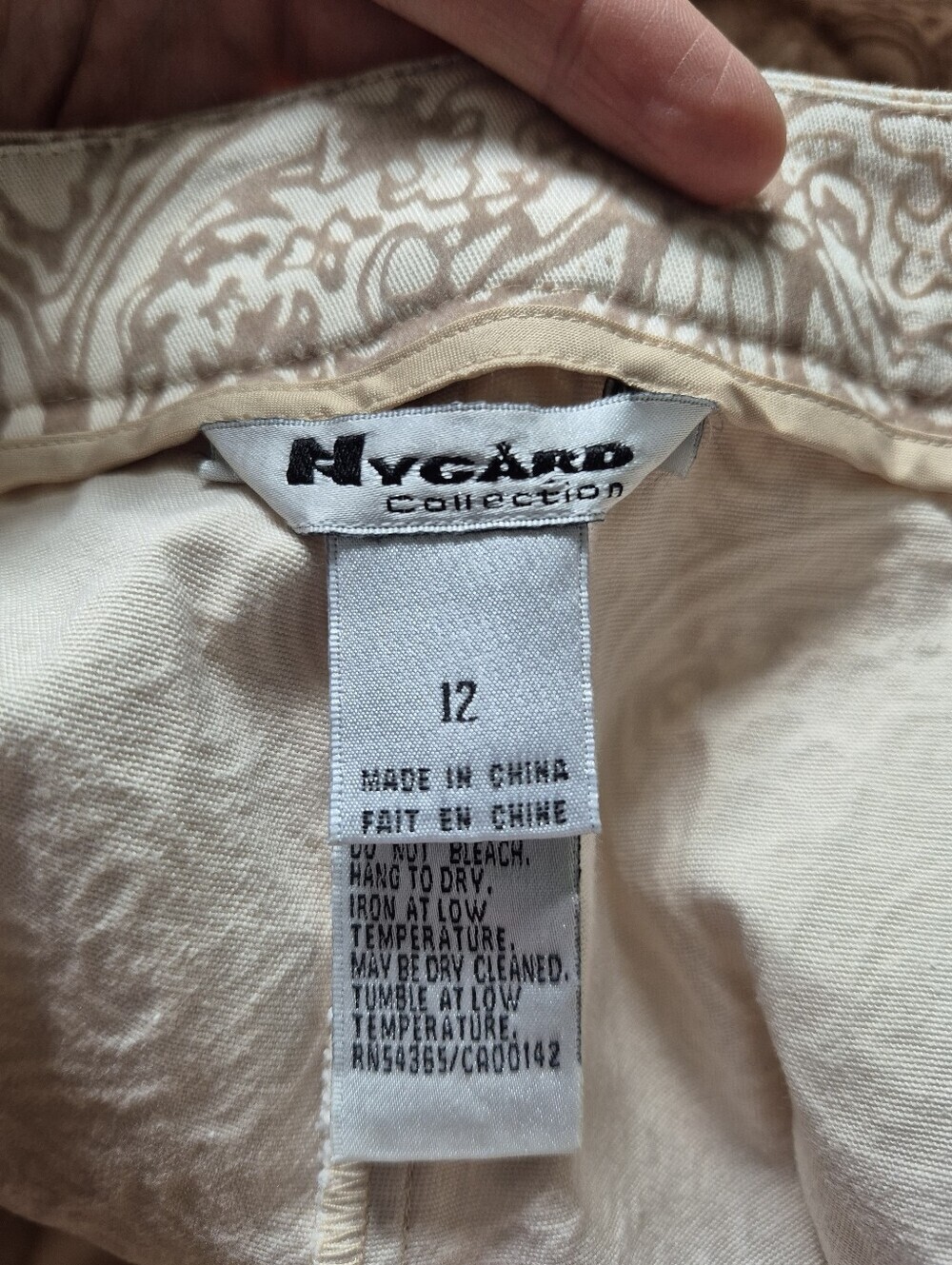 Nygard Collection Women’s Beige Textured Paisley Print Dress Pants Size 12 - Picture 7 of 9